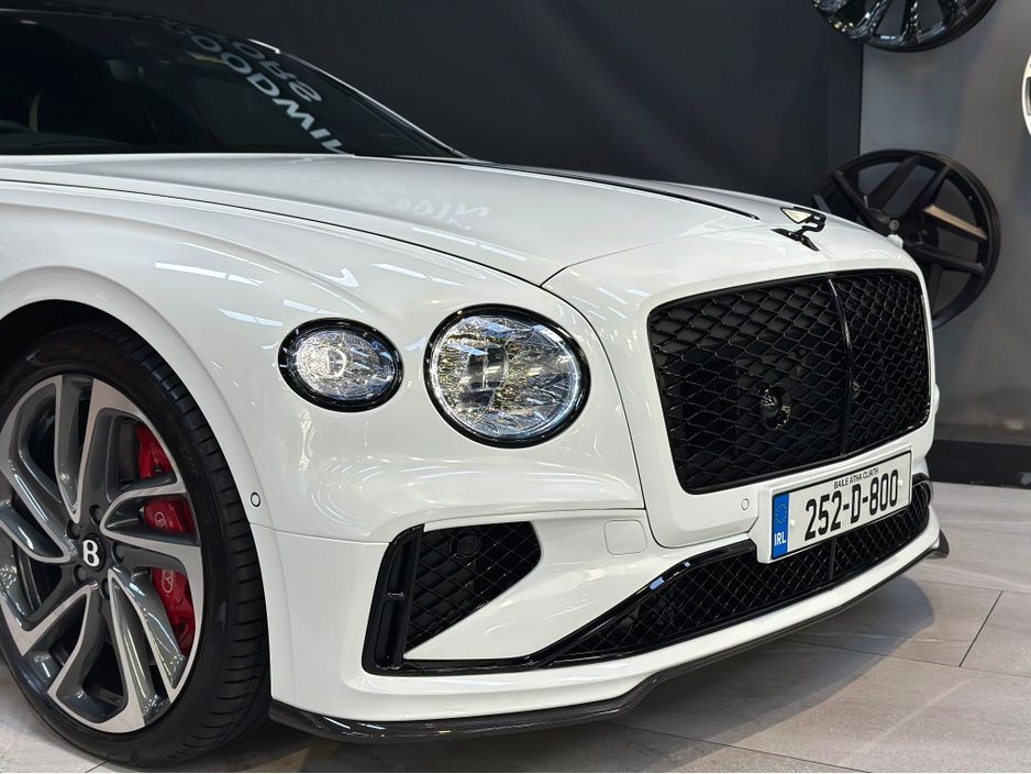 2025 Bentley Flying Spur