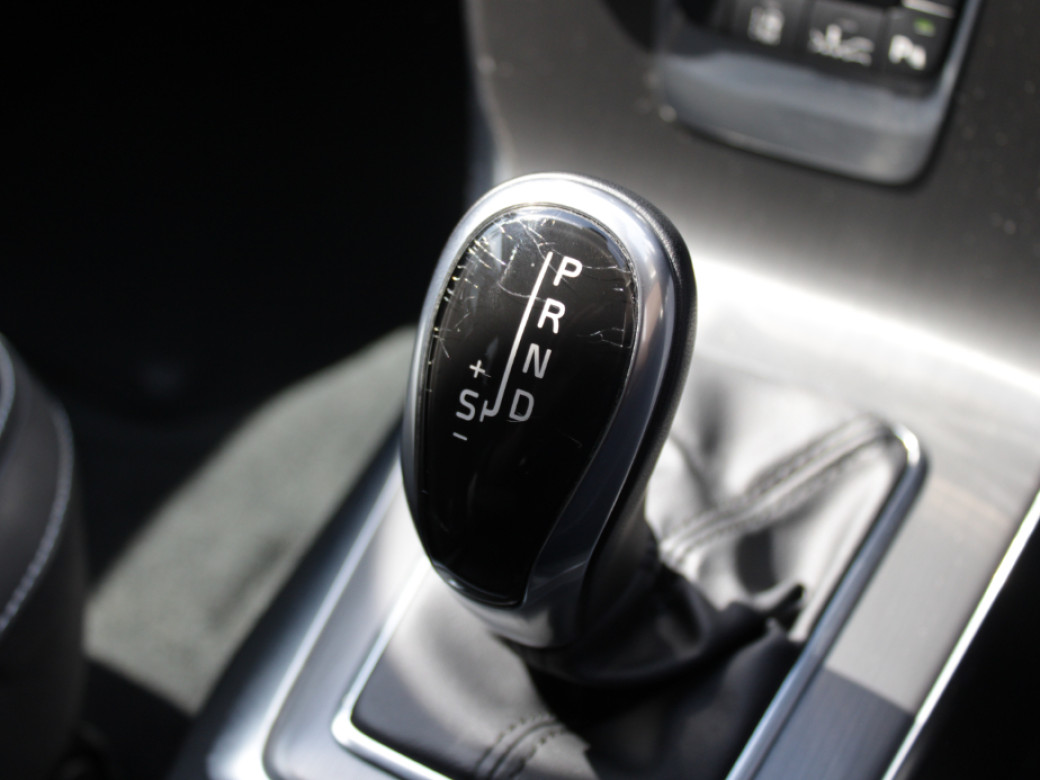 2016 Volvo V40
