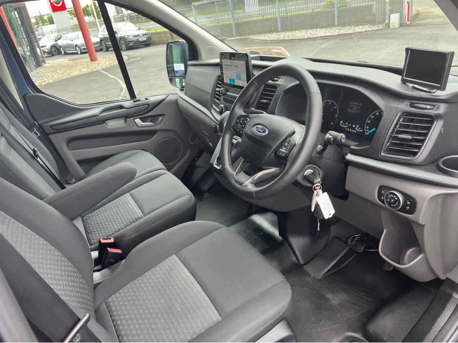 2023 Ford Transit Custom