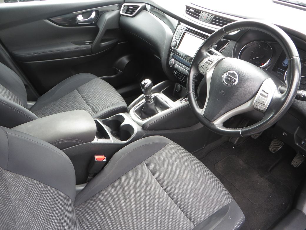 2017 Nissan Qashqai