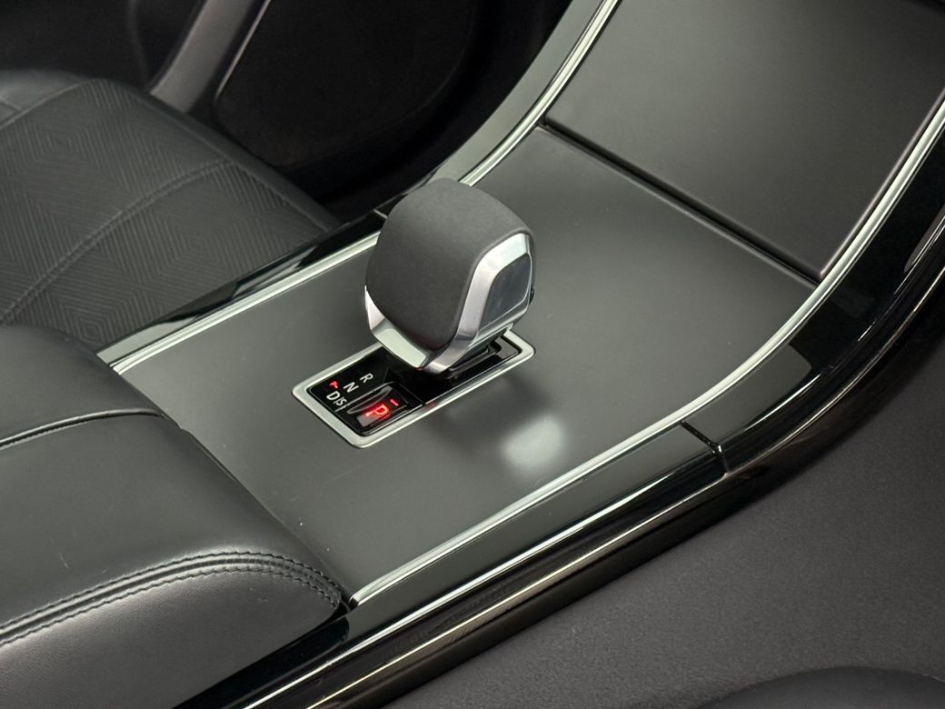 2024 Land Rover Range Rover Velar
