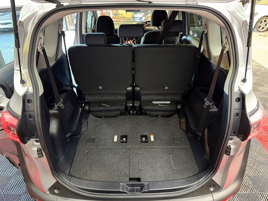 2016 Toyota Sienta