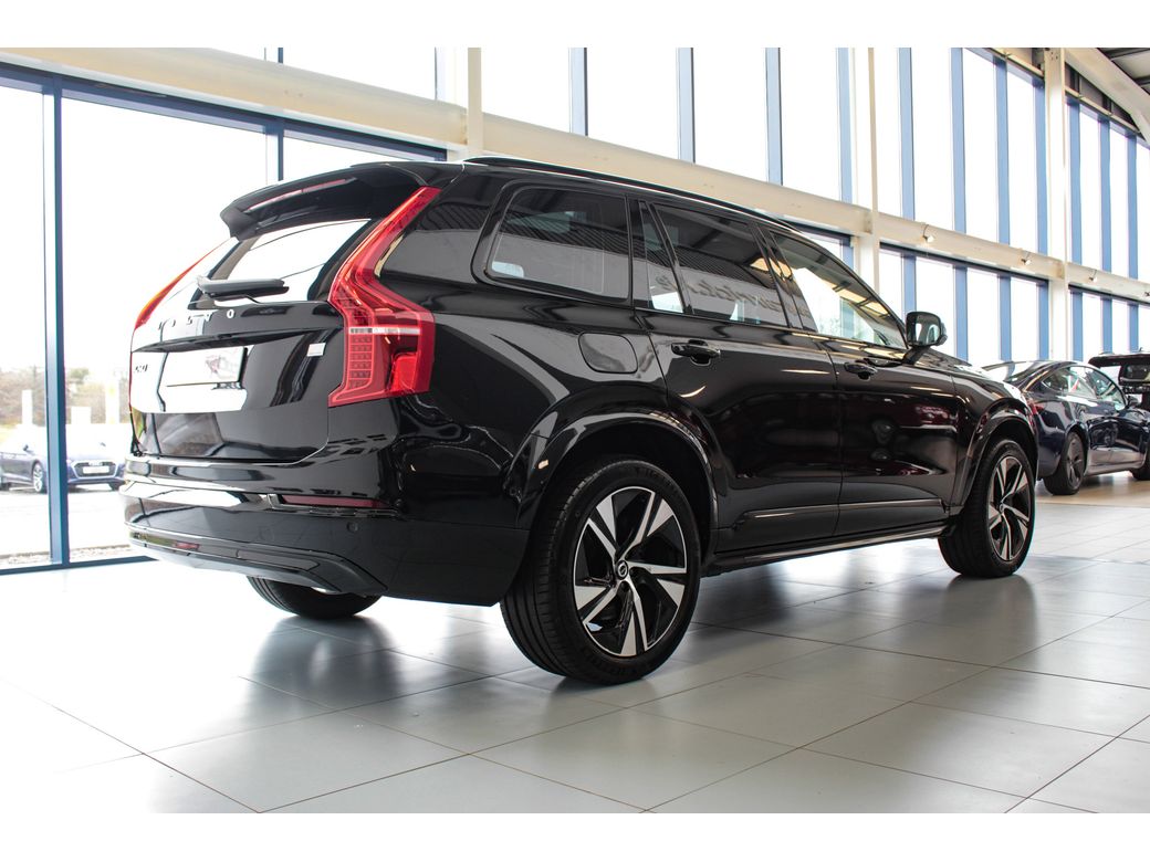 2022 Volvo XC90