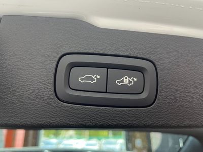 2025 Volvo V60