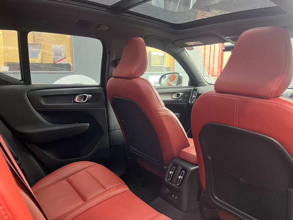 2021 Volvo XC40