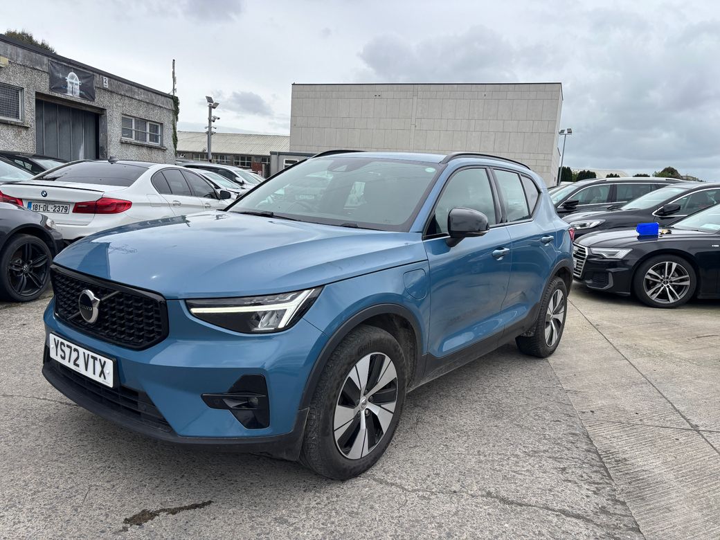 2023 Volvo XC40