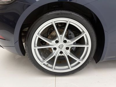 2022 Porsche Cayman