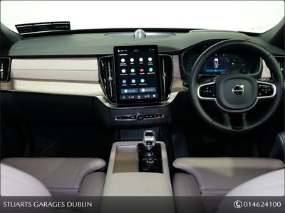 2025 Volvo XC90
