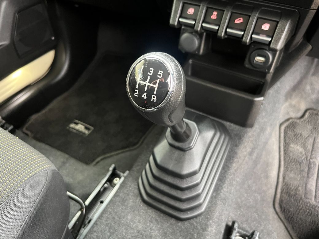 2023 Suzuki Jimny