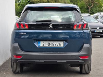 2021 Peugeot 5008