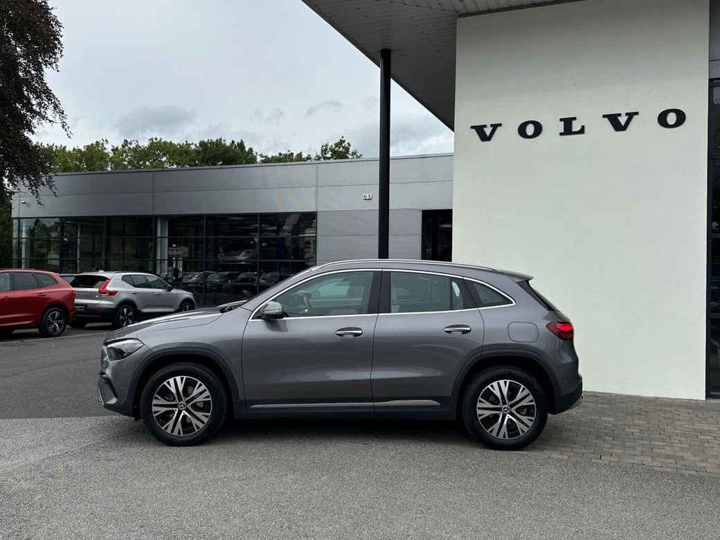 2025 Mercedes-Benz GLA Class