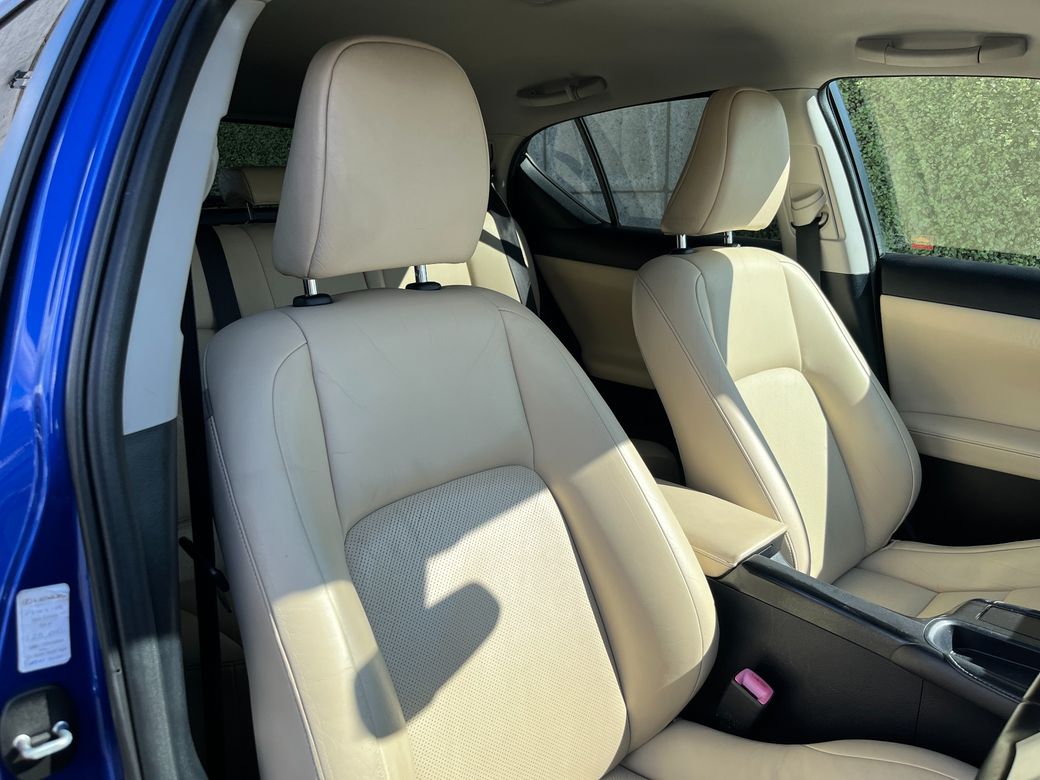 2011 Lexus CT 200h