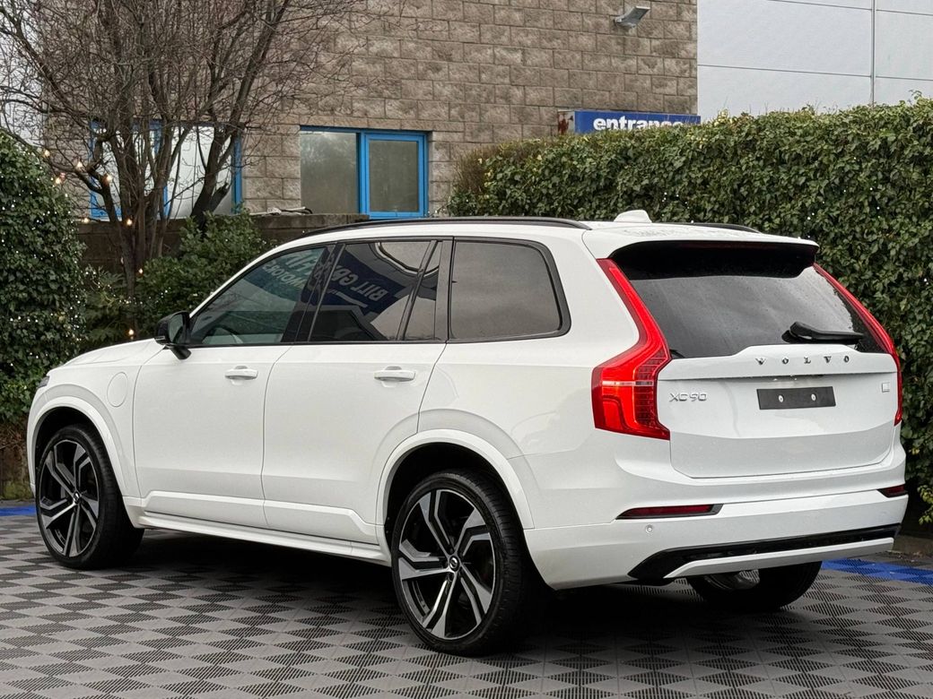 2022 Volvo XC90