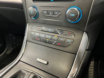 2016 Ford S-Max