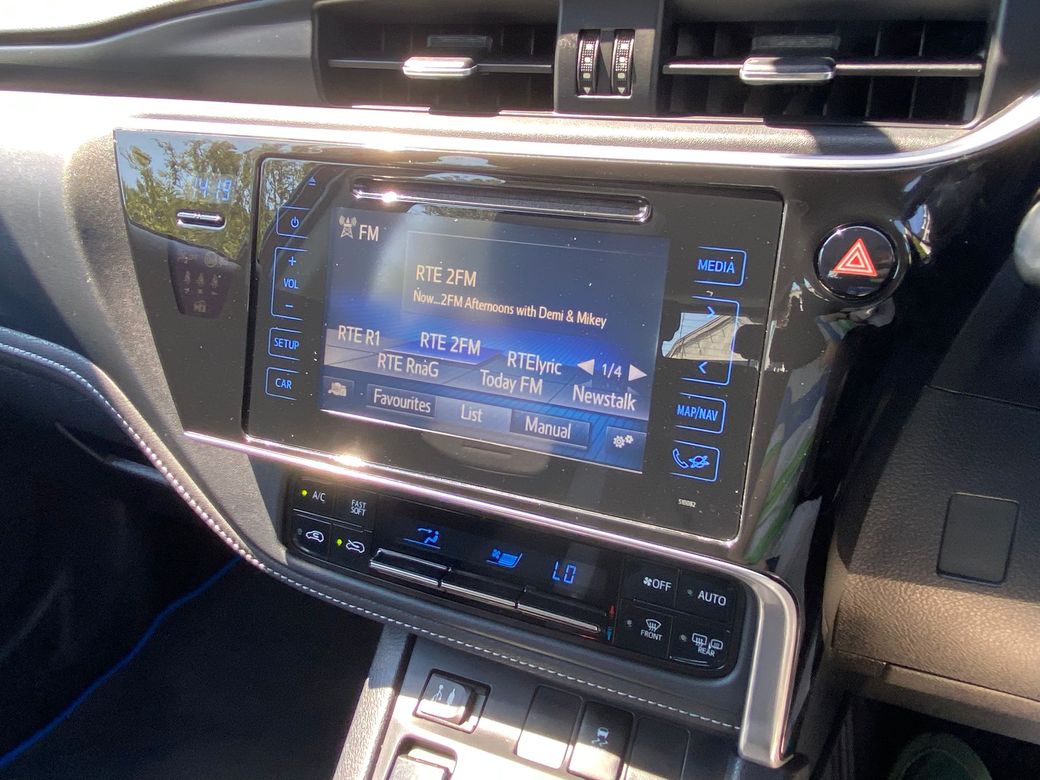 2017 Toyota Auris