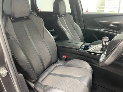 2020 Peugeot 5008