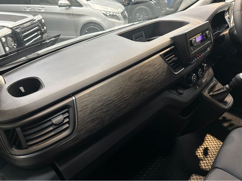 2023 Renault Trafic