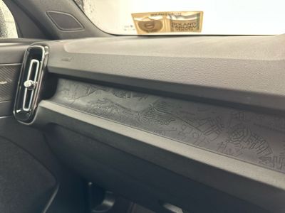 2023 Volvo C40