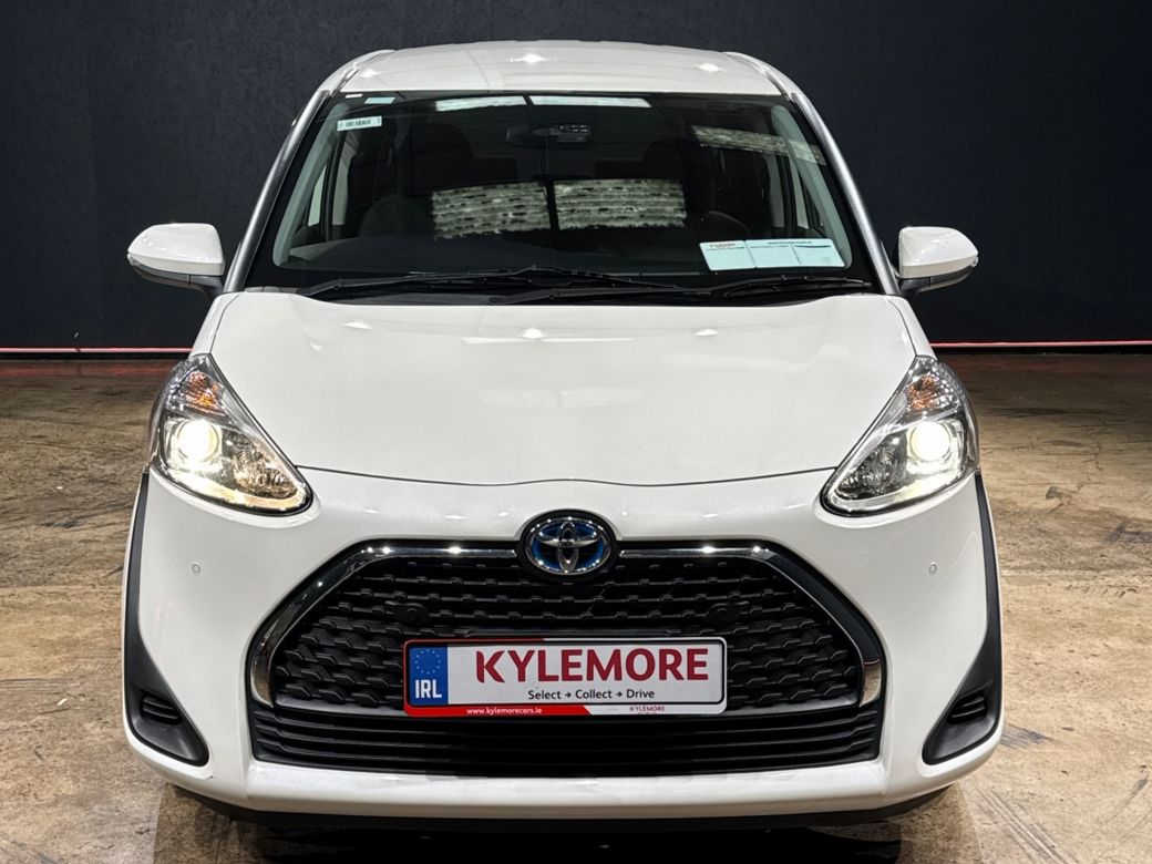 2021 Toyota Sienta