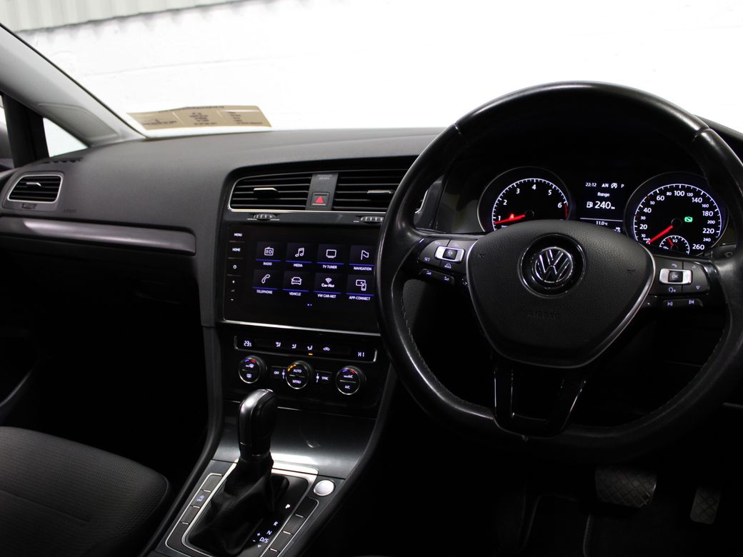 2017 Volkswagen Golf