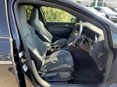 2023 Volkswagen Golf