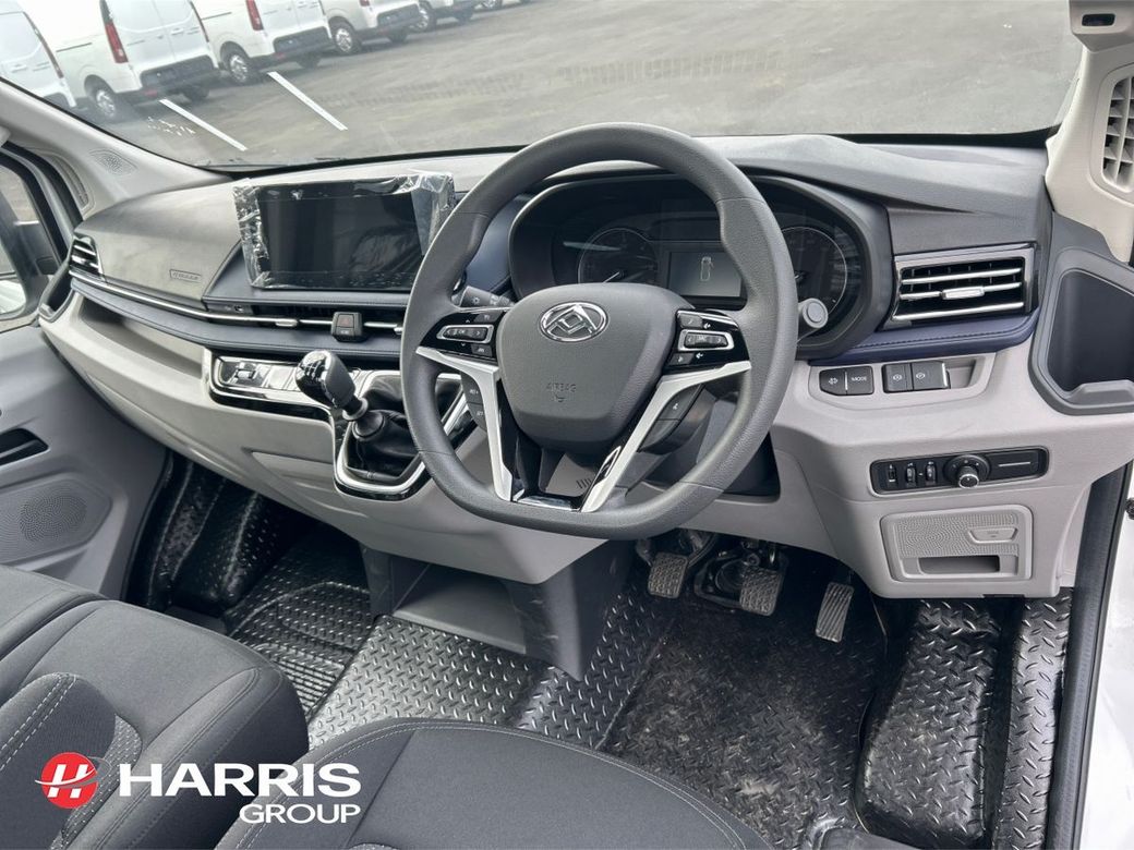 2026 White Maxus Deliver 9