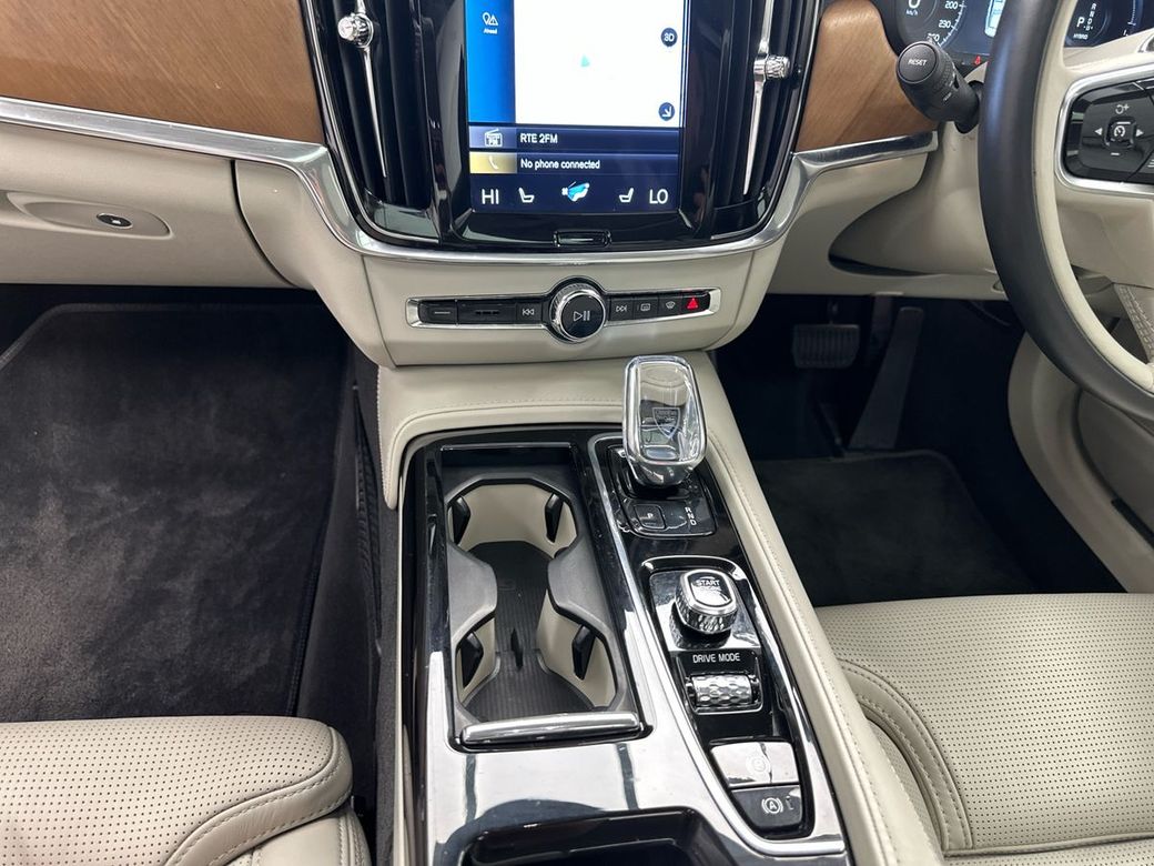 2020 Volvo S90