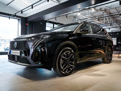 2025 Peugeot 5008