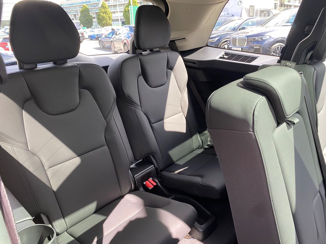 2025 Volvo XC90