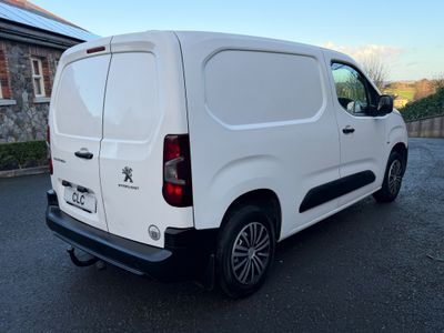 2019 Peugeot Partner