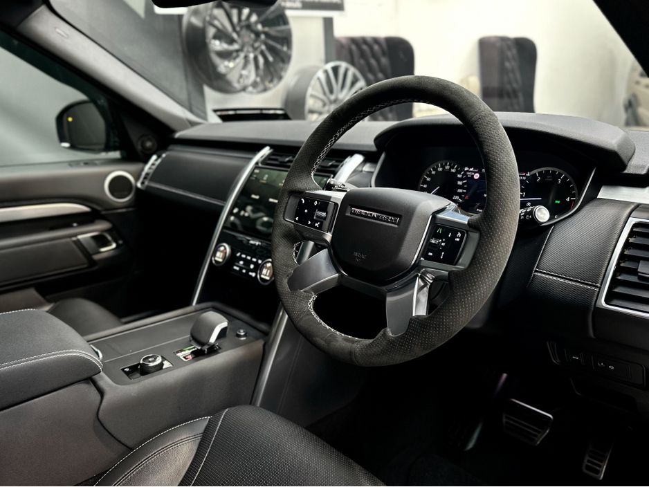2023 Land Rover Discovery