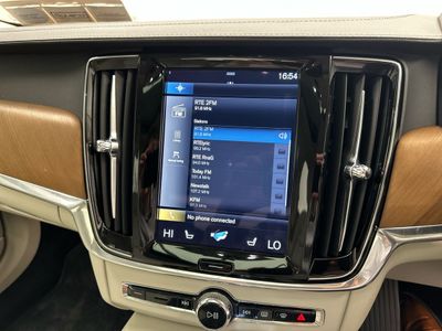 2020 Volvo S90