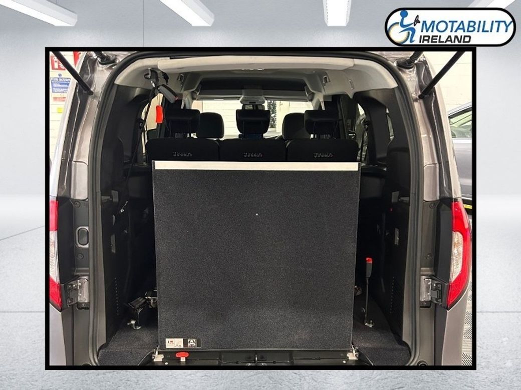 2025 Mercedes-Benz T Class