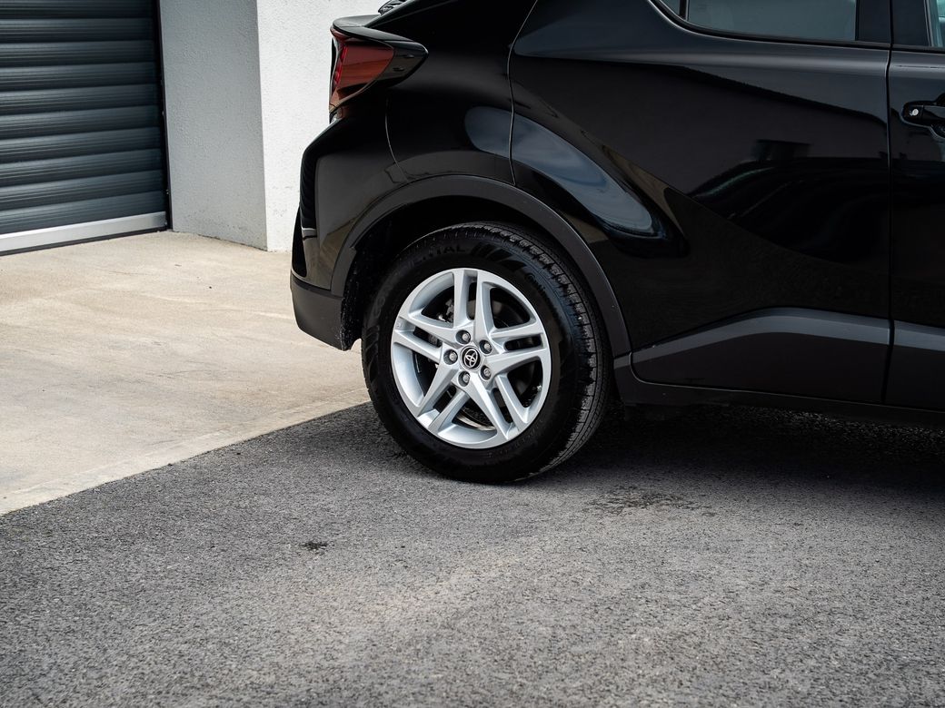 2023 Toyota C-HR