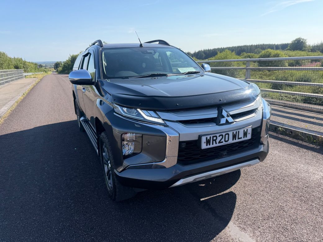 2020 Mitsubishi L200