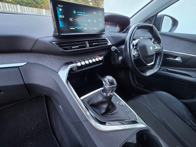 2022 Peugeot 3008