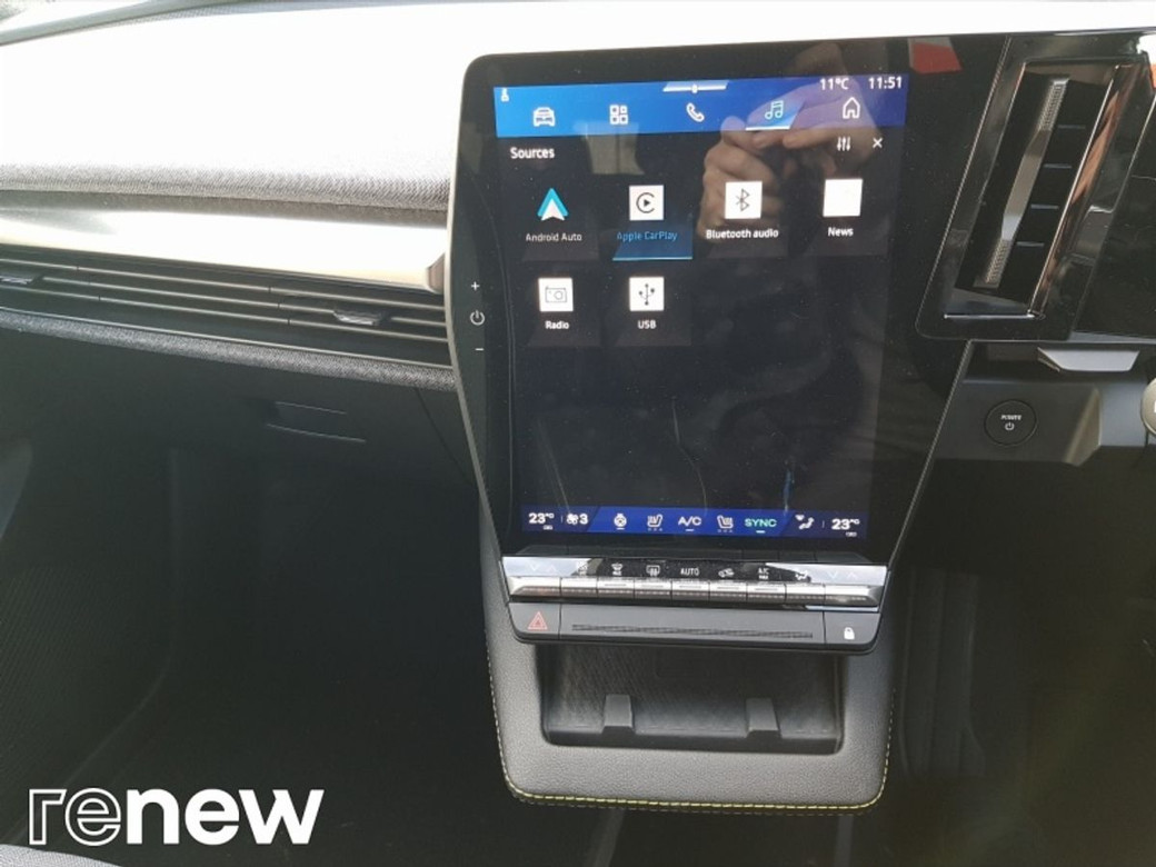 2026 Renault Scenic