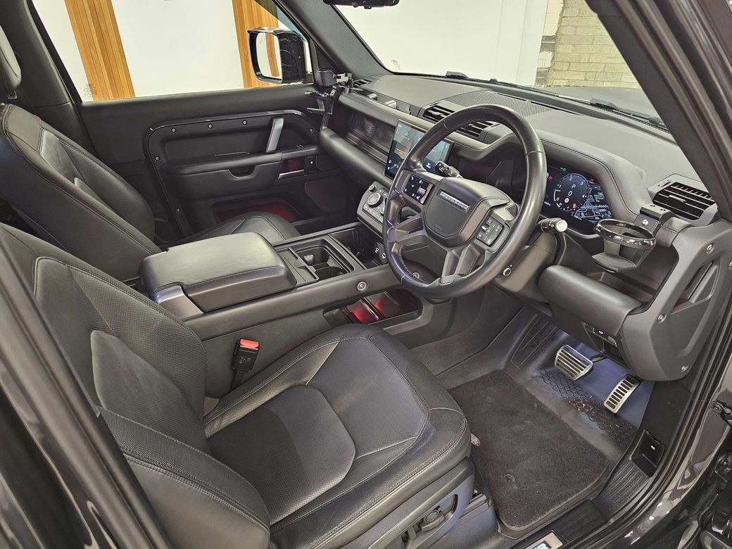 2023 Land Rover Defender