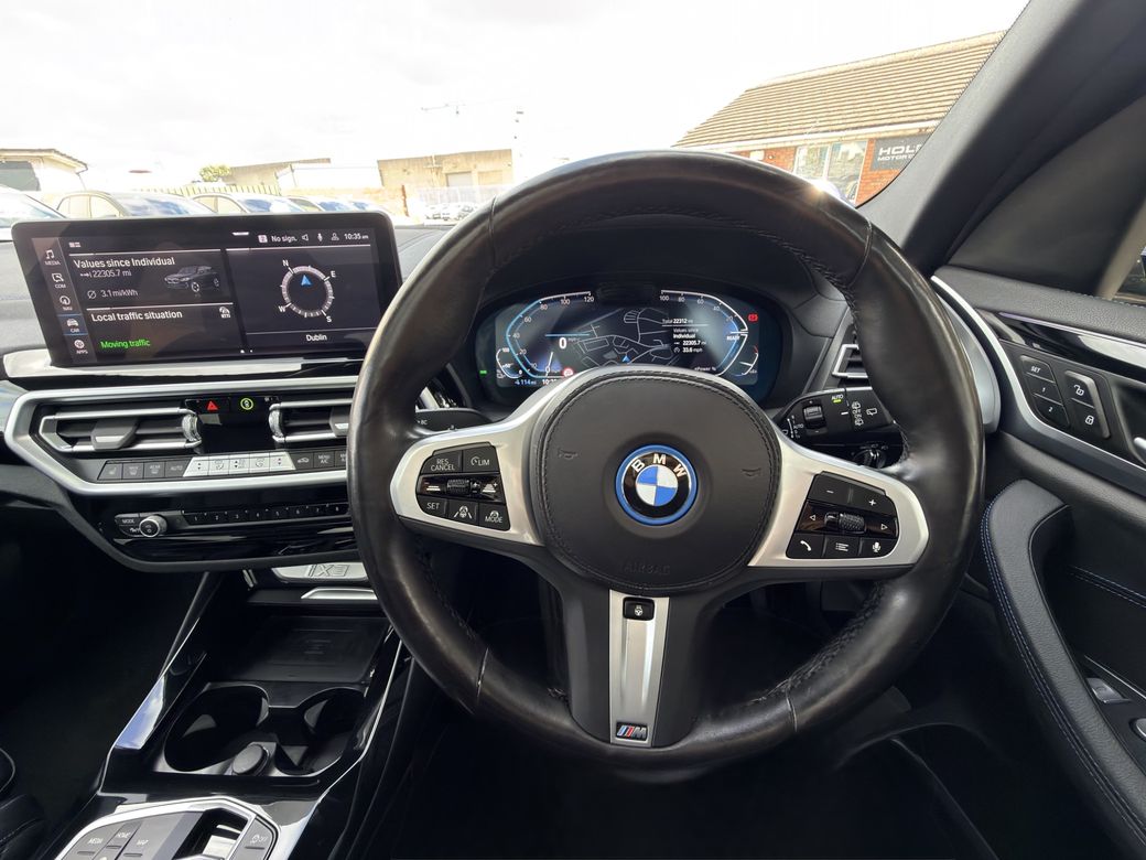 2025 BMW iX3
