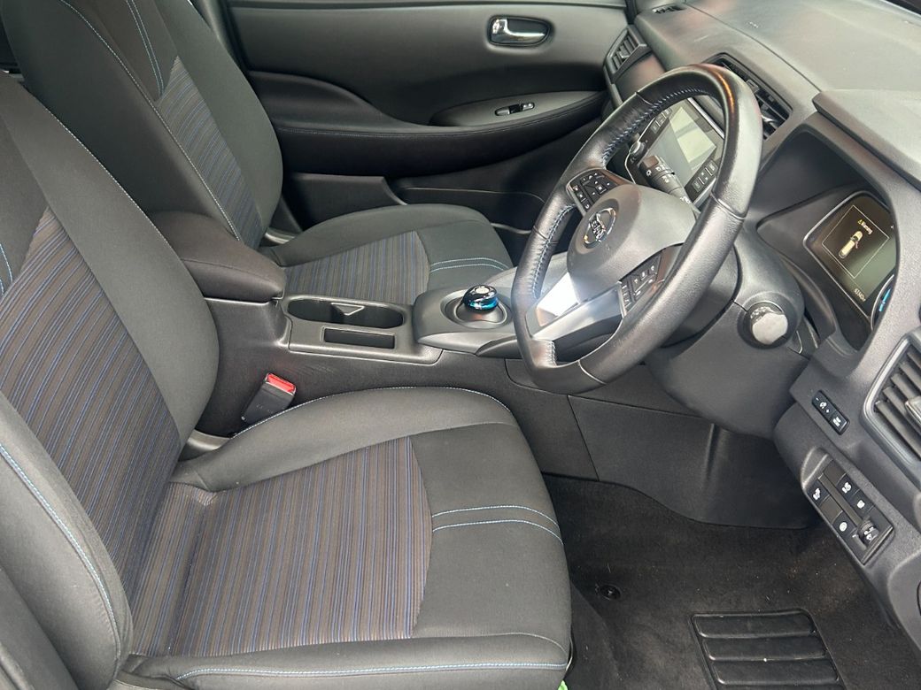 2022 Nissan Leaf