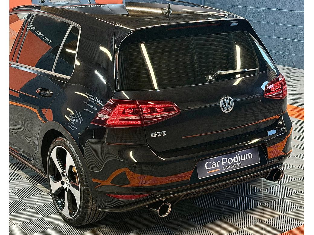 2016 Volkswagen Golf