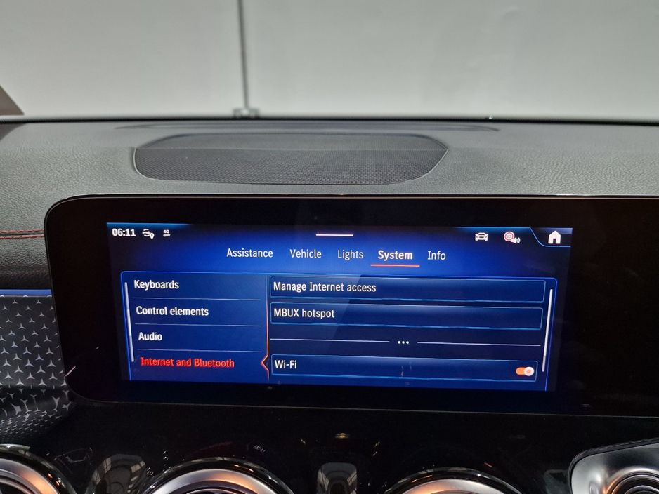2024 Mercedes-Benz EQB