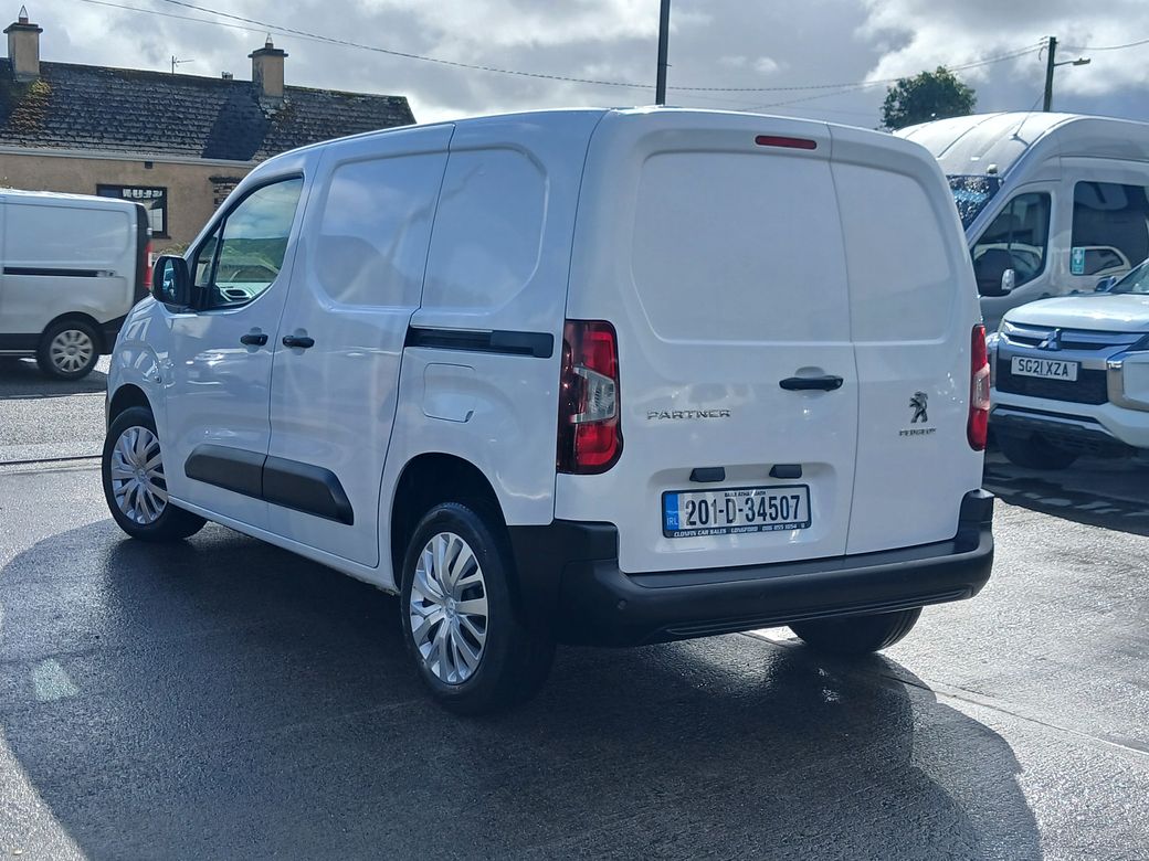 2020 Peugeot Partner