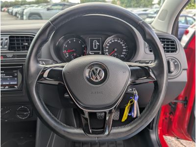 2015 Volkswagen Polo