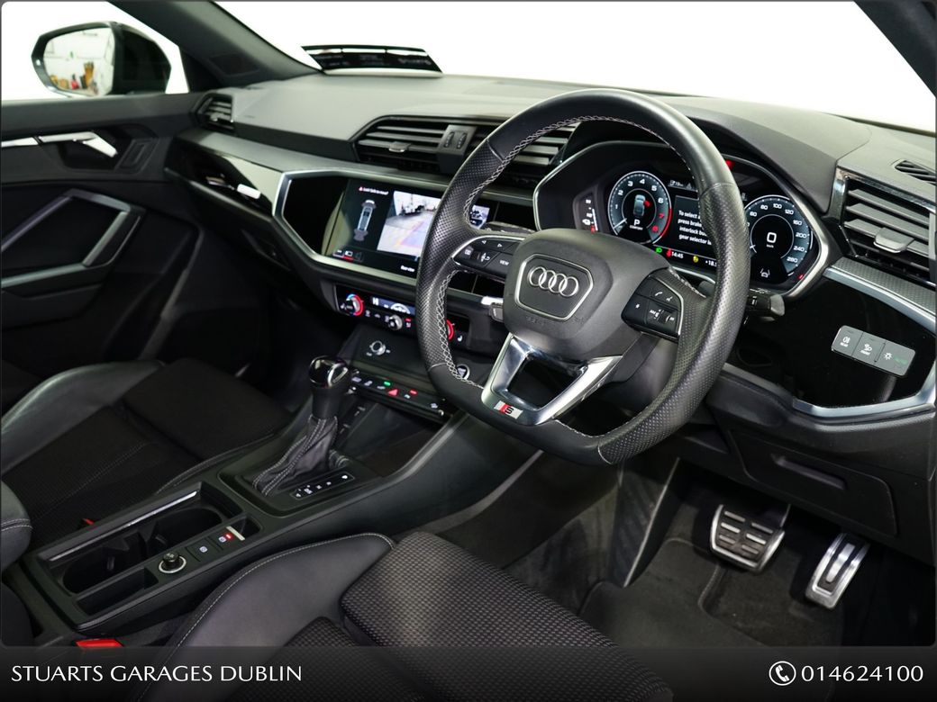 2022 Audi Q3