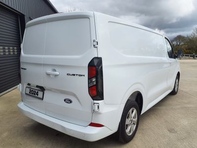 2024 Ford Transit Custom
