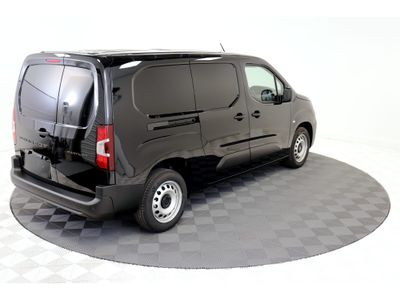 2025 Peugeot Partner