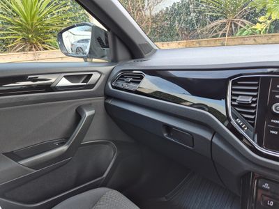 2022 Volkswagen T-Roc