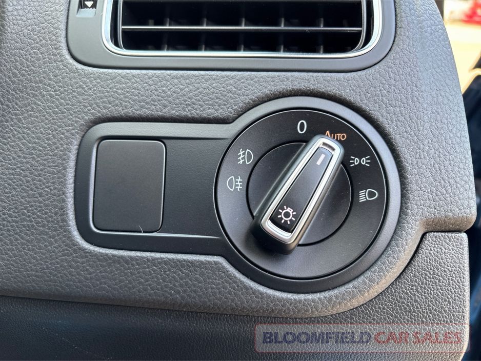 2017 Volkswagen Polo