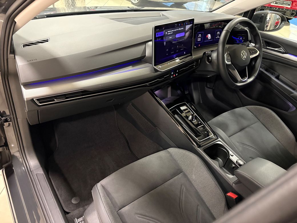 2025 Volkswagen Golf